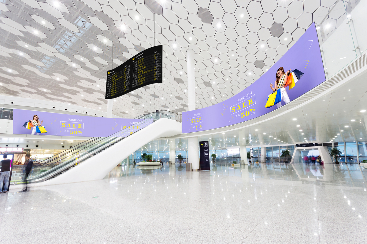 7-Airport-1_CurvedPanel image