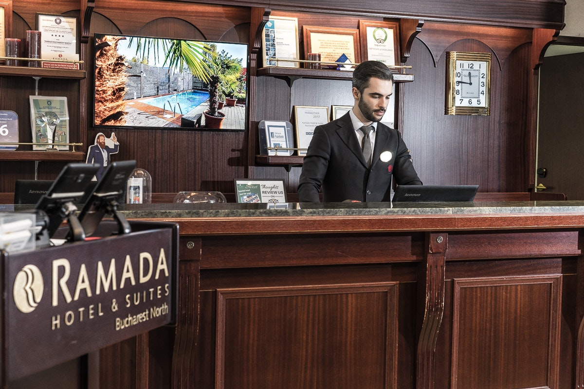 simion buia philips ramada nord contact academiadefotografie