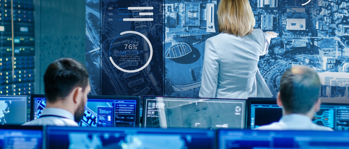 22-Control-Room-philips-L-line image